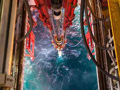 Risers>
                           <div class=